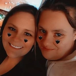 Meet your Posher, Hailey